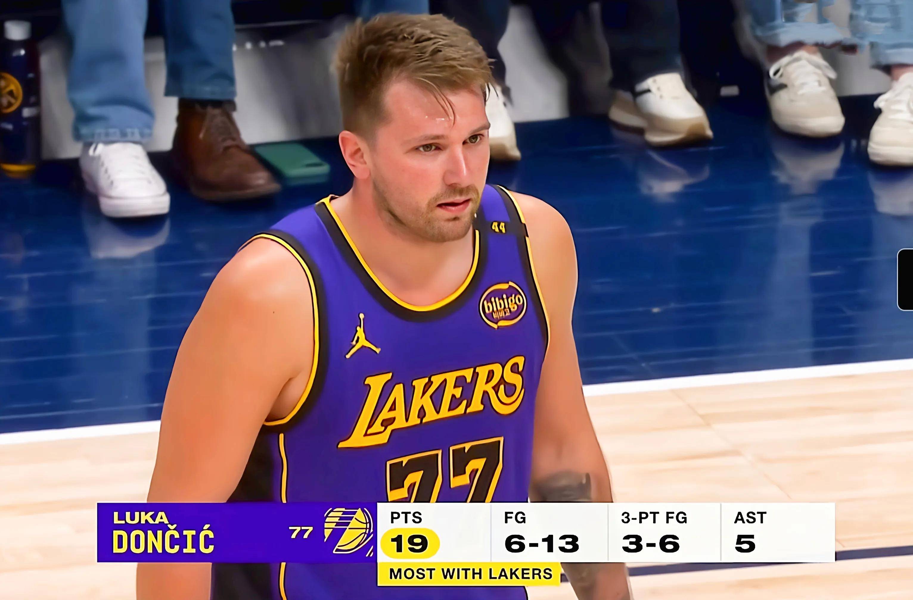 关于猛龙客场大胜掘金，继续保持东部第一的信息