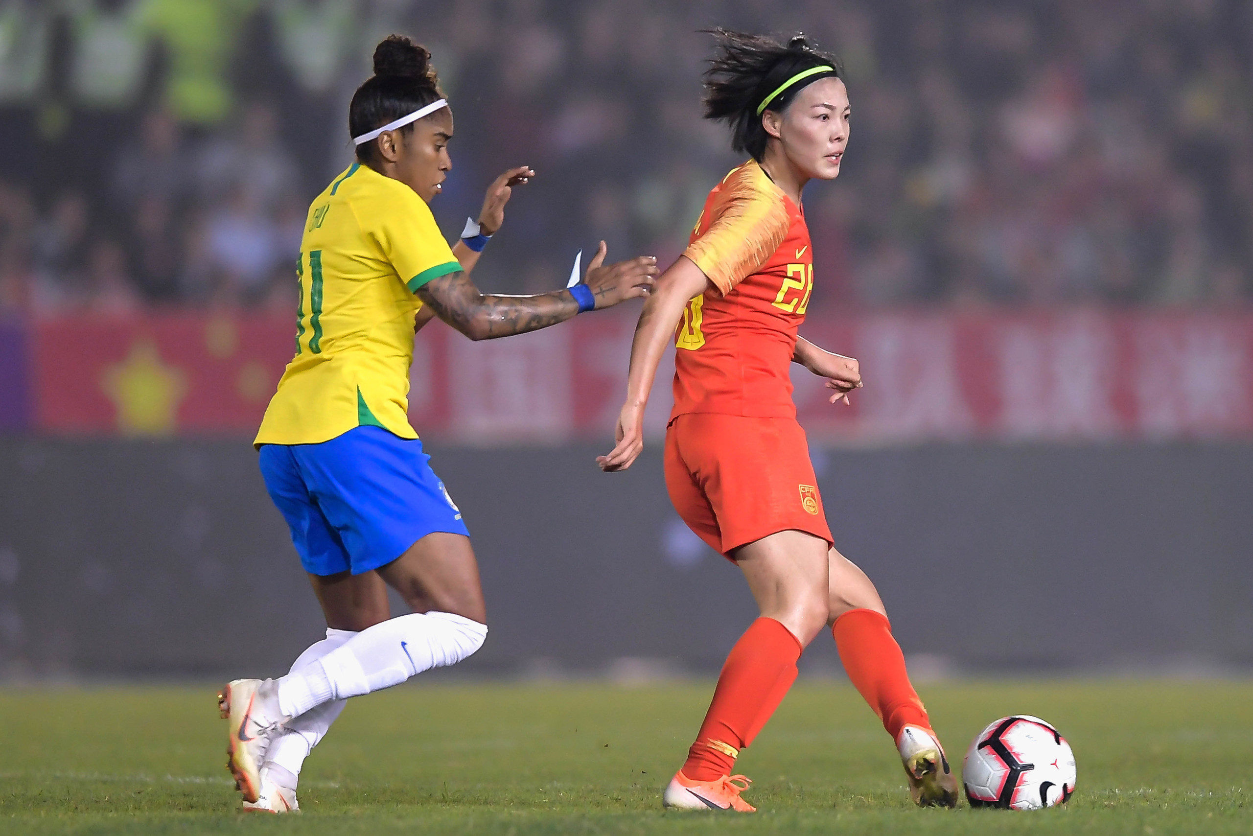 开云体育APP下载-墨西哥女足再夺冠军，夺魁成功