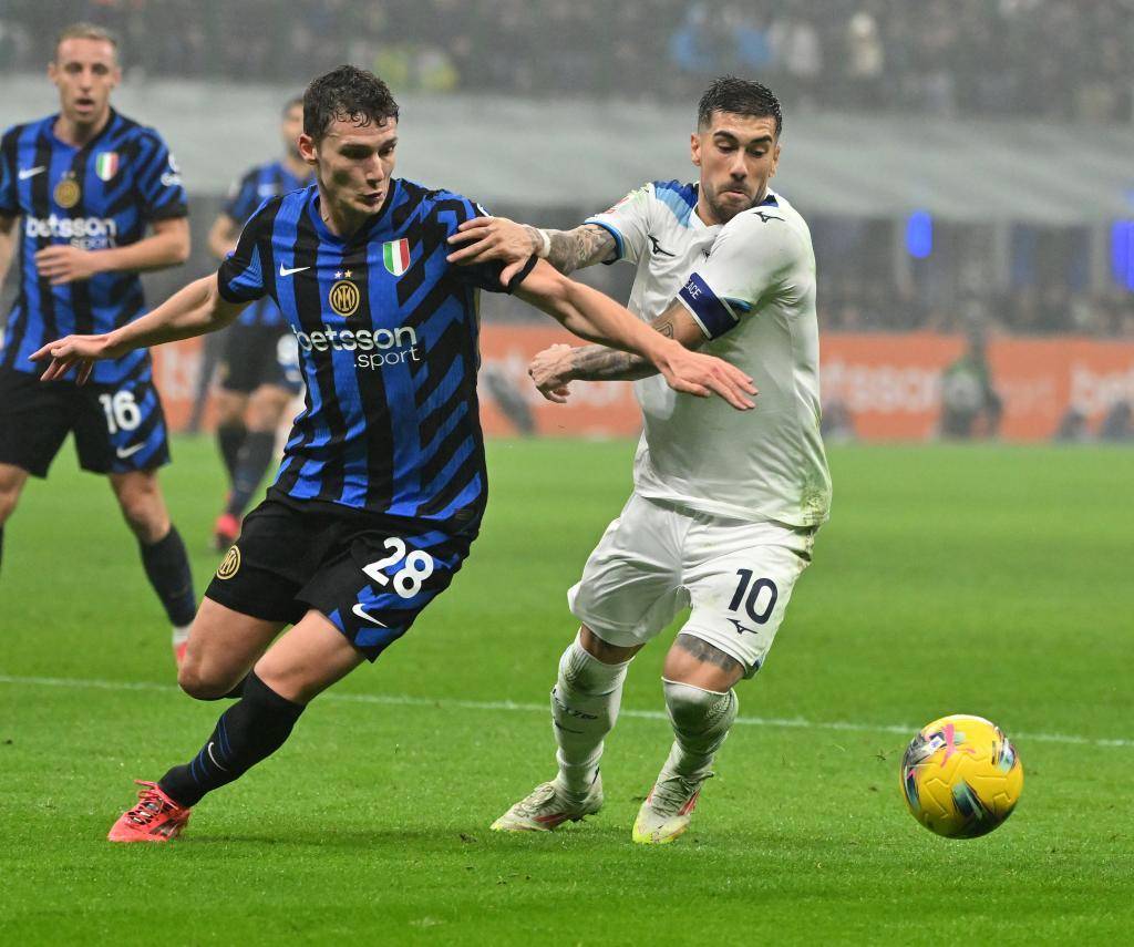 拉齐奥客场胜狼堡,取得欧冠资格 拉齐奥客场胜狼堡,取得欧冠资格