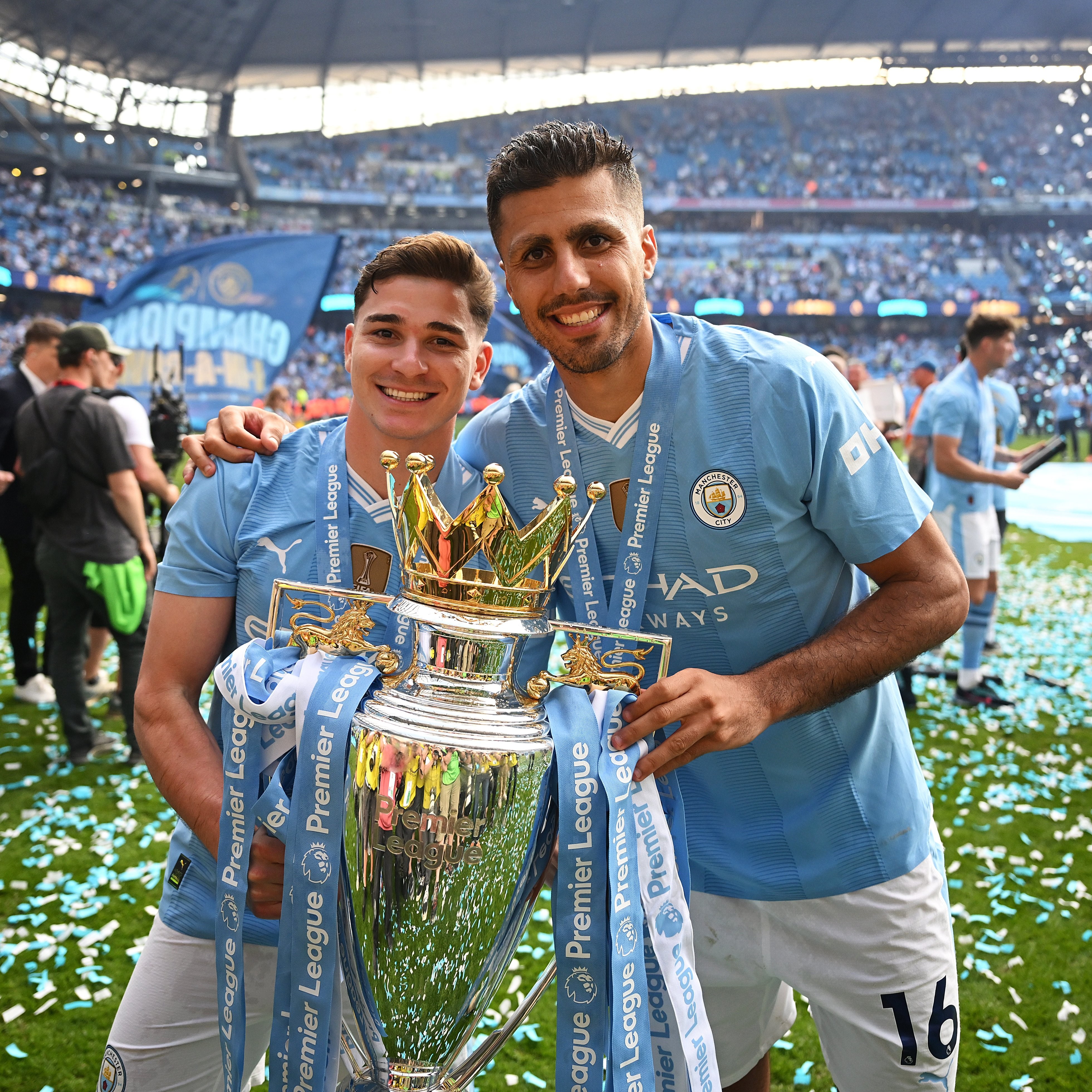 开云体育登录-曼城豪取十连胜，英超冠军领先优势扩大