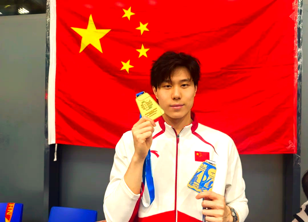 斯洛伐克游泳选手优异发挥,斩获金牌 斯洛伐克游泳选手优异发挥,斩获金牌