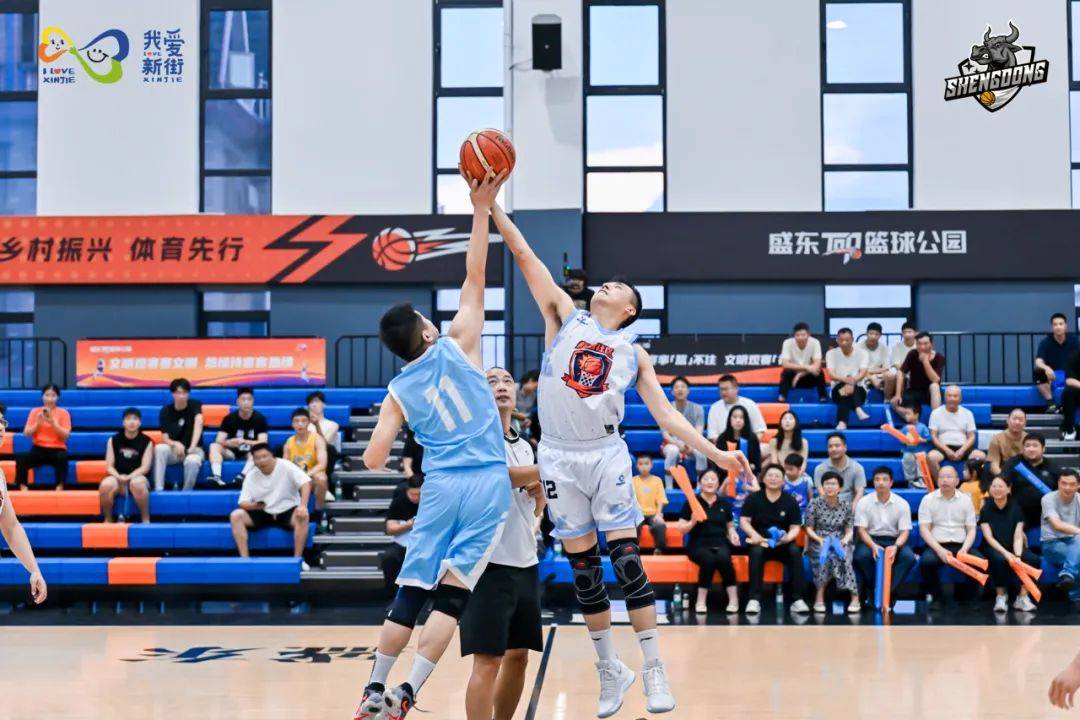 篮球职业联赛即将打响，球星们精彩表现引关注