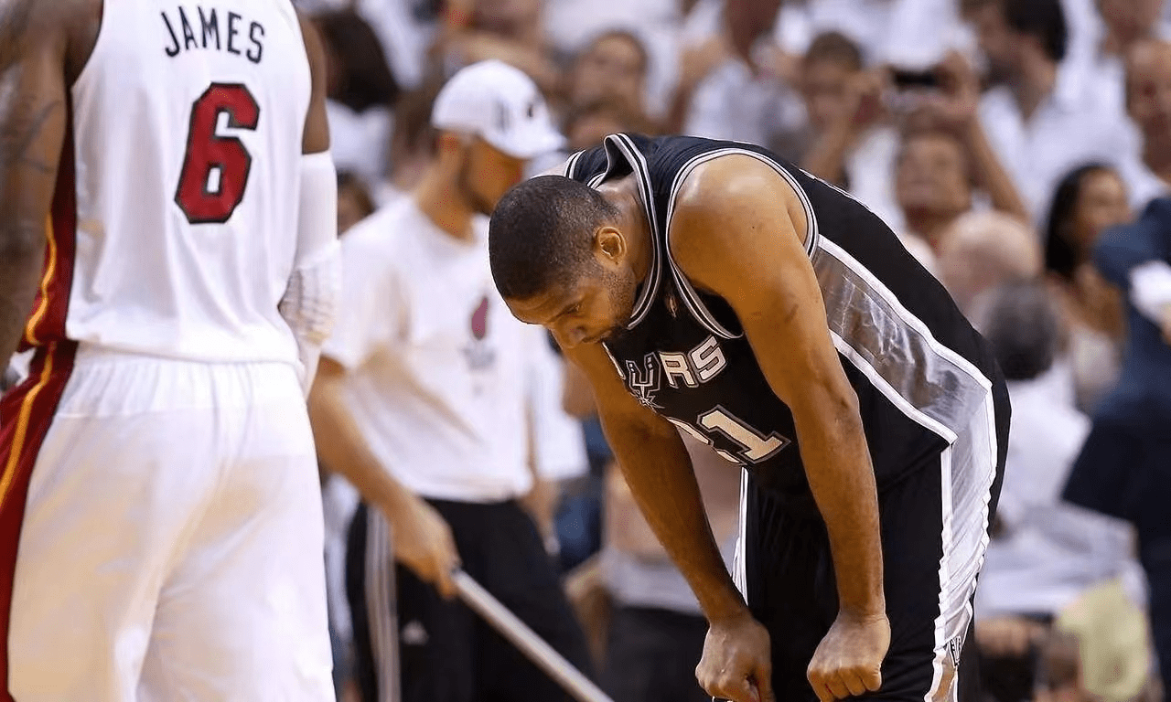 C9翻盘PSG，CoreJJ开启传奇时刻入围赛3:0（广州）