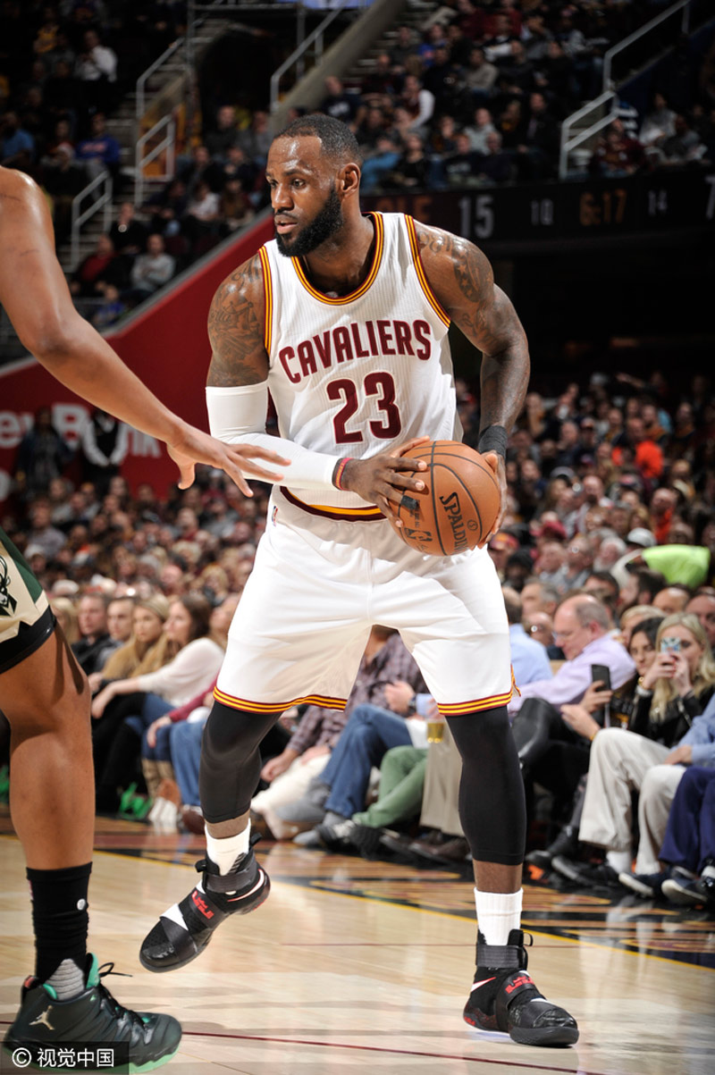 开云体育APP下载-雄鹿在激战中脱颖而出，取得宝贵胜利的简单介绍