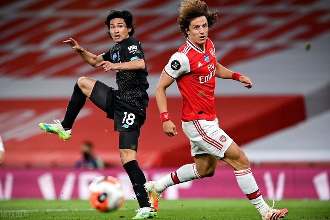 阿森纳逆转利物浦,阿什拉夫状态火热 阿森纳逆转利物浦,阿什拉夫状态火热