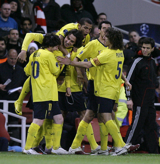 开云体育下载-法国力克阿森纳，皮克刷新纪录